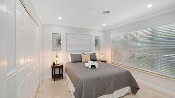 Villa | 3 bedrooms, Internet