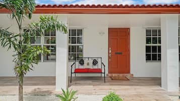 Villa | 3 bedrooms, Internet