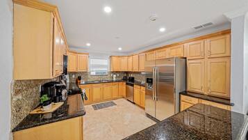 Vila | 3 kamar tidur dan internet