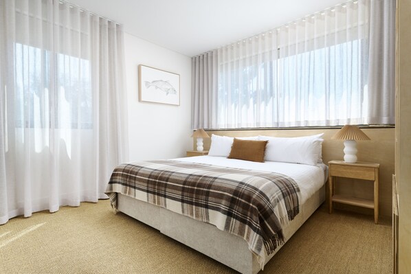 مكواة/لوح كي وواي فاي مجانًا وملاءات أسرّة