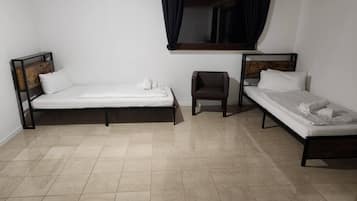 House, 3 Bedrooms, Smoking, Terrace | 3 bilik tidur