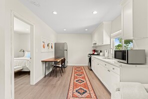 Apartment | 1 bedroom, Internet