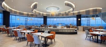 Harris Hotel & Convention Cibinong City Mall Bogor