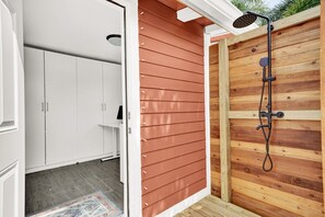 Villa | 3 bedrooms - 2 Cottage Oasis in Lake Worth (Lake Worth)