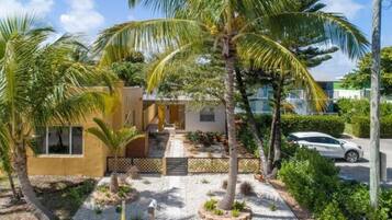 Villa | 1 bedroom, Internet