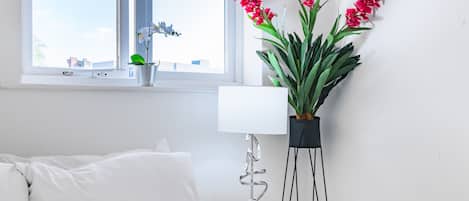 ビジネス アパートメント | 2 室のベッドルーム、低刺激性寝具、低反発ベッド、客室ごとに異なる装飾