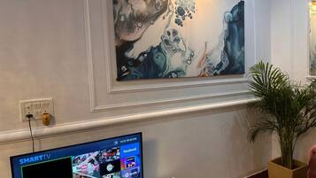 Family Villa | Premium bedding, individually decorated, individually furnished