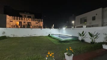 Piscine couverte