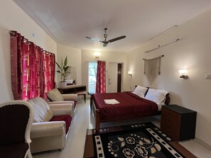 Exclusive Villa | 4 bedrooms, premium bedding, down comforters, desk - Le Hayat 4Bhk Pvt-Villa Kodaikanal TN (Kodaikanal)
