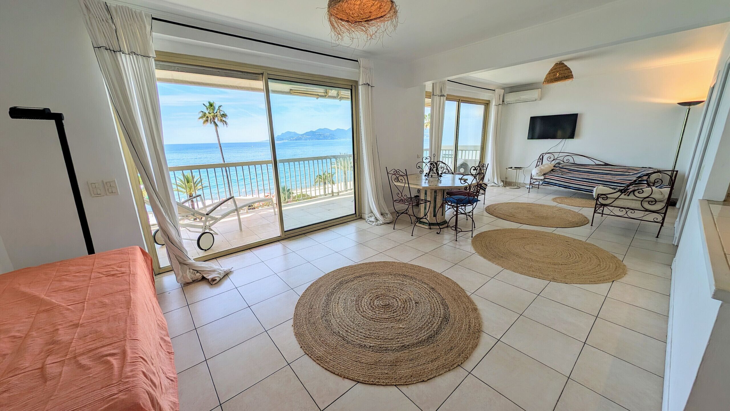 1 غرفة نوم وواي فاي مجانًا وملاءات أسرّة