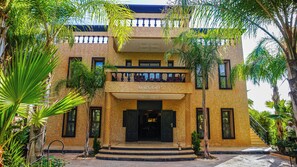 Vila, vários quartos, para fumantes, vista para a montanha | Fachada