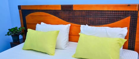 Deluxe Apartment | 3 bedrooms, individually decorated, individually furnished, desk