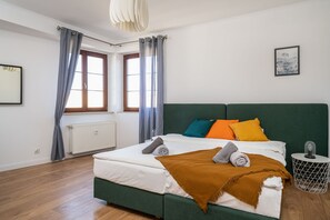 Blackout curtains, iron/ironing board, free WiFi - LeoApart (Wroclaw)