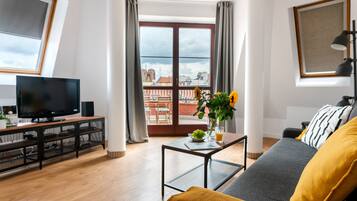 Classic Apartment | 1 bedroom, blackout drapes, iron/ironing board, free WiFi