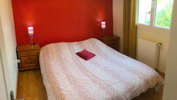 5 chambres, bureau, fer et planche Ă repasser, Wi-Fi gratuit