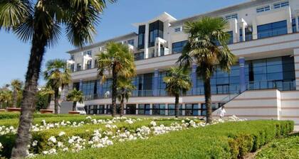 ĂlĂ©gant studio « Fleur de lys » Ă  12 min de Paris