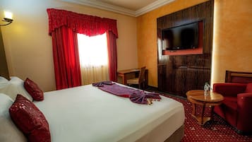 Executive Room | In-room safe, desk, soundproofing, free WiFi