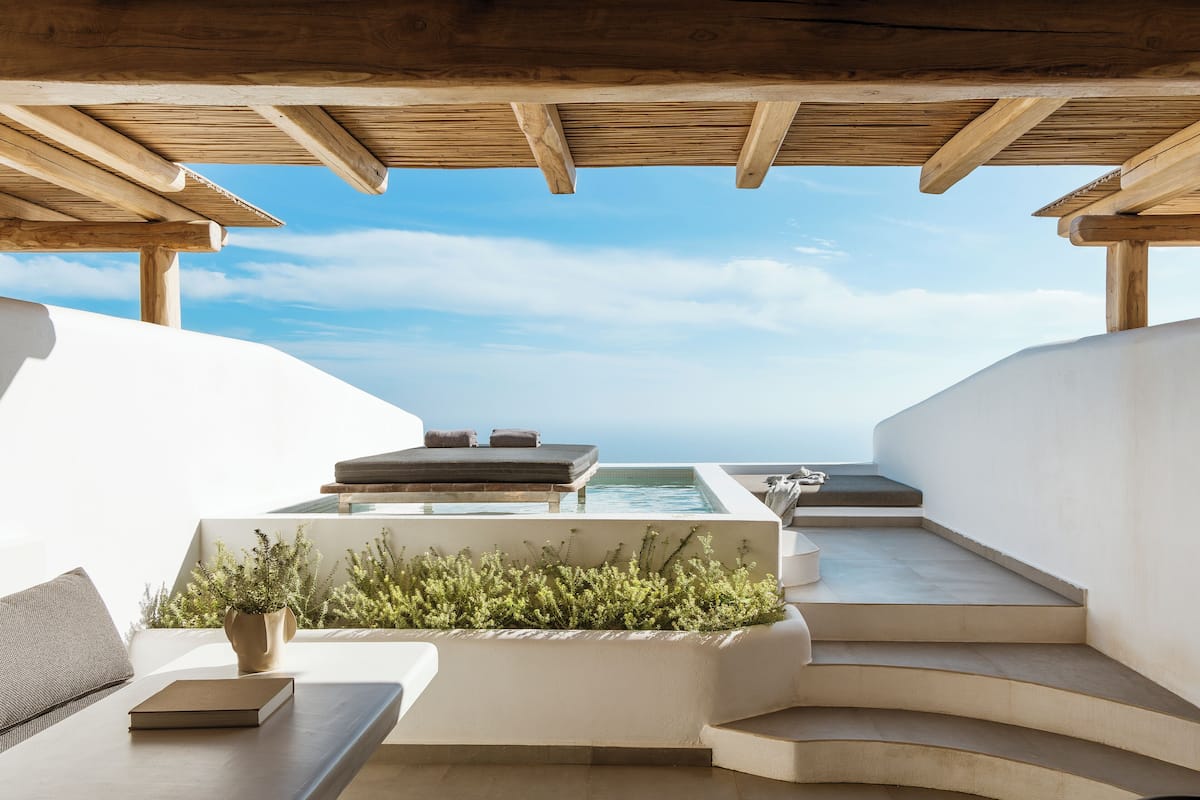 Junior Suite with sea view and heated plunge pool | Terrace/patio