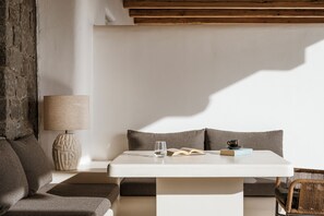 Chambre Double Deluxe, vue piscine, en bord de piscine