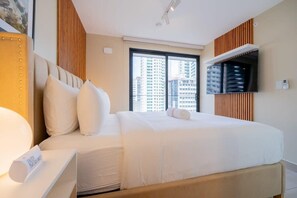 1 bedroom, desk, iron/ironing board, WiFi