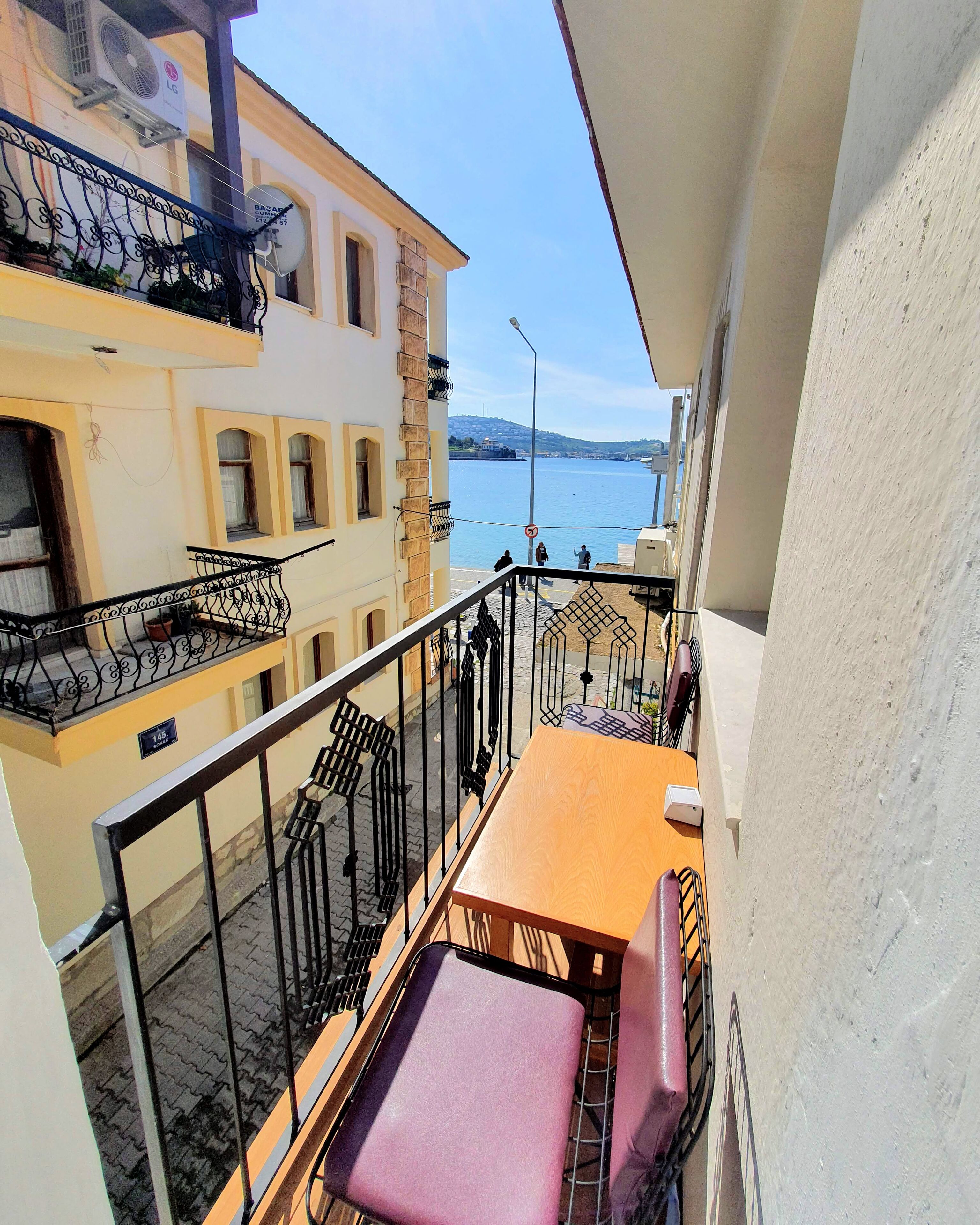 Chambre Supérieure, balcon, vue partielle sur la mer | Vue depuis le balcon