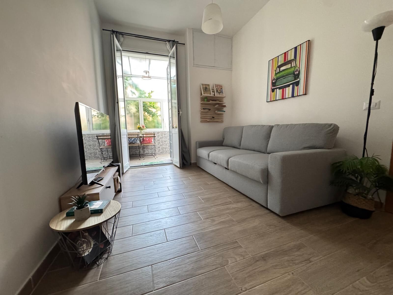 Smart TV, foosball, books, stereo