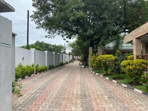 Property entrance - Zambezi Ultima Lodge (Livingstone)