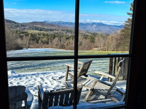 Mad Mountain Meadows - Stunning Mountain Views!