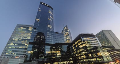 Lumina Apart hotel in the Center of Warsaw