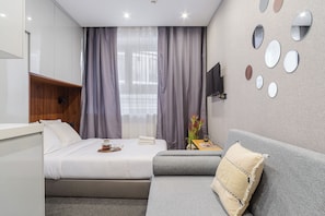 1 bedroom, iron/ironing board, cots/infant beds, free WiFi