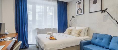 舒適開放式套房 | 客廳 | 40 吋電視連有線電視頻道