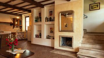 Il Roseto | Área de sala de estar | Chimenea