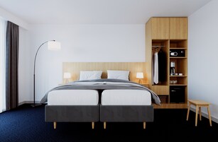 City Double Room | Hypo-allergenic bedding, down comforters, in-room safe, desk