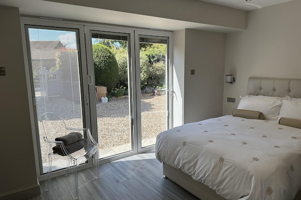 Apartment | 1 bedroom, iron/ironing board, free WiFi, bed sheets