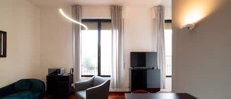 Leilighet – exclusive | Oppholdsområde | LED-TV