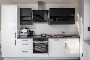 Familienhaus, Mehrere Schlafzimmer (Pool House Old Town) | Eigene Küche | Kühlschrank, Ofen, Herdplatte, Geschirrspüler