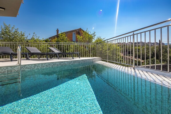 Seasonal outdoor pool