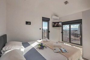 Familienhaus, Mehrere Schlafzimmer (Pool House Old Town)