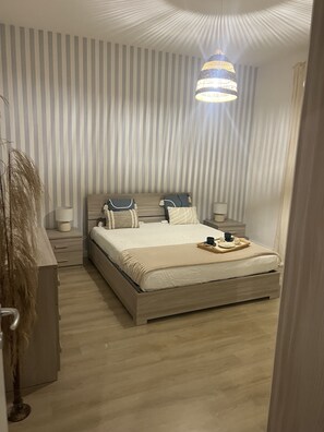 2 bedrooms, WiFi, bed sheets