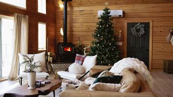 Smart TV, fireplace, offices