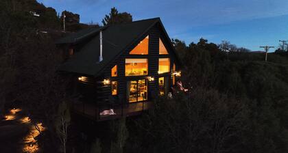 Award-winning A-frame in Julian, Luxe interiors, epic views, cedar tub and total mountain serenity.