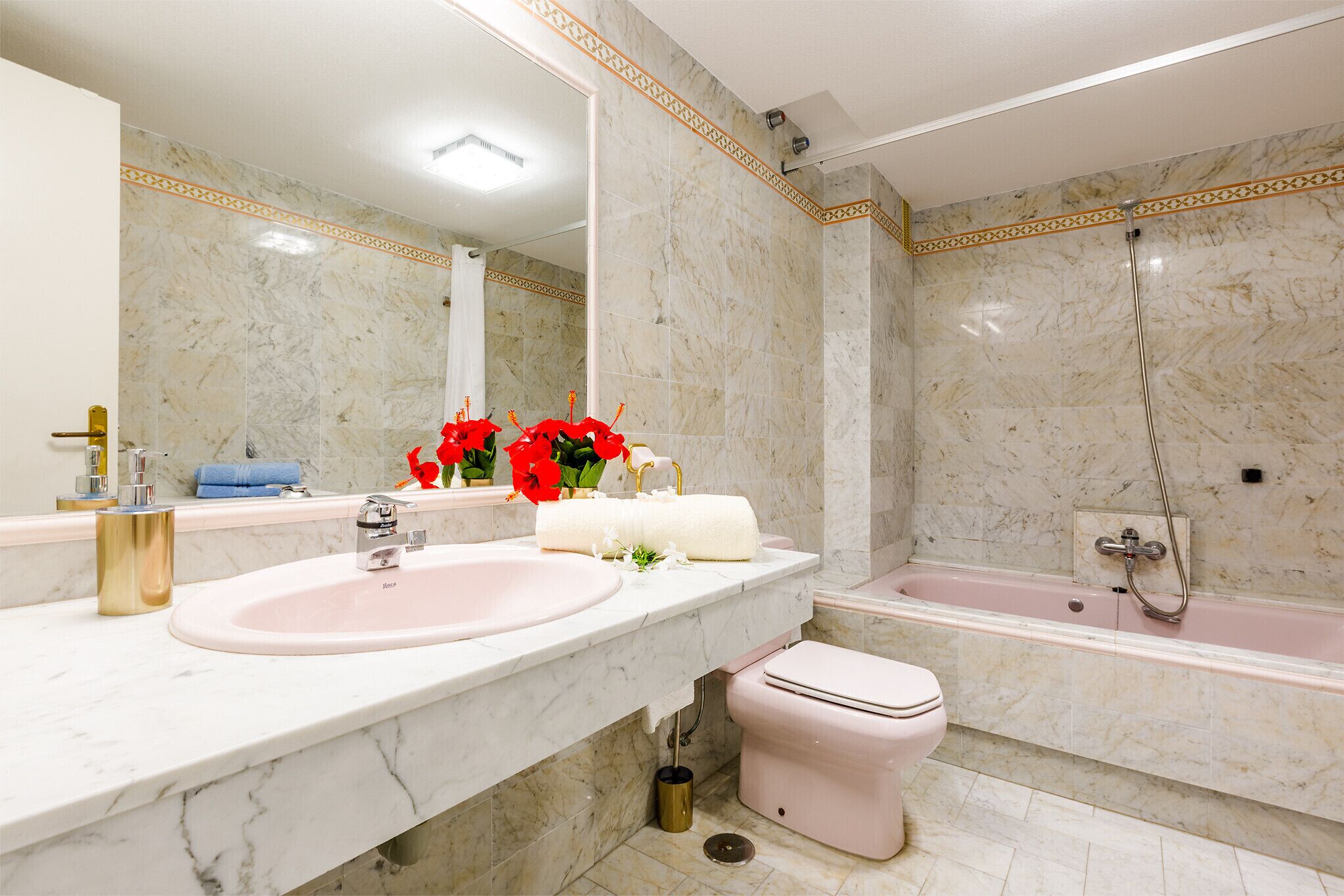 Hair dryer, towels