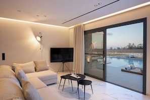 TV connectée, table de tennis de table
