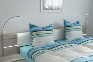 Free WiFi, bed sheets