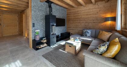 Frümsel 4-room chalet near the mountain railways