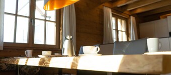 Frümsel 4-room chalet near the mountain railways