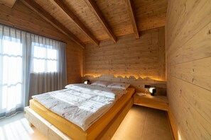 4 chambres, bureau, lit parapluie, Wi-Fi gratuit