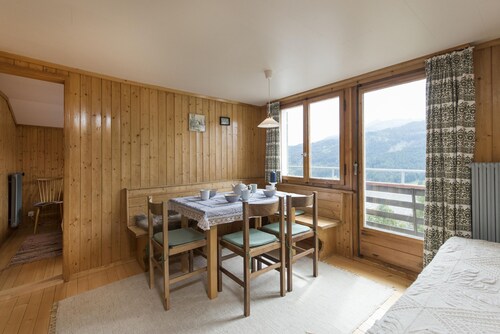 Ritornell 8-room holiday home with view on the Toggenburg mountains