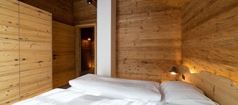 Schibenstoll 4-room chalet near the mountain railways