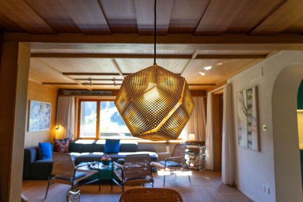 Interior - Etienne (Wildhaus)